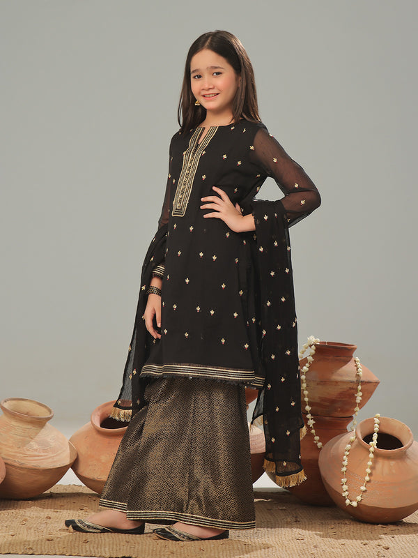 3Pc Embroidered Pret Suit Chiffon Black - OGE3P-2405022
