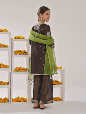 3Pc Embroidered Suit Pret Masoori Brown & Green - OGE3P-2311013