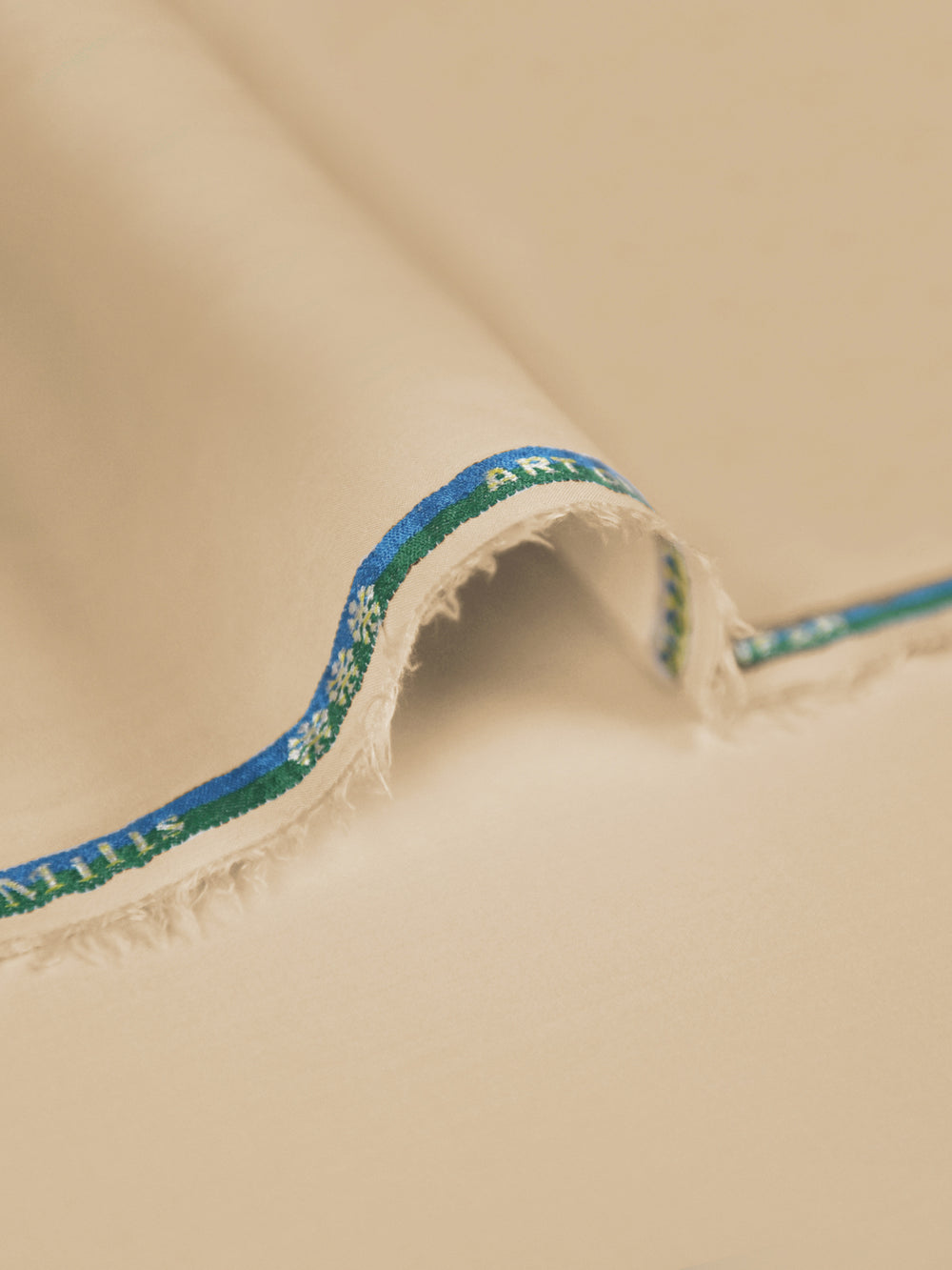 Mens Unstitched Star Blended Cream_SQ-010