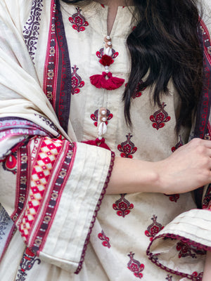 2Pc Printed Pret Shirt Dupatta Cambric Cream - OW2P-2309007