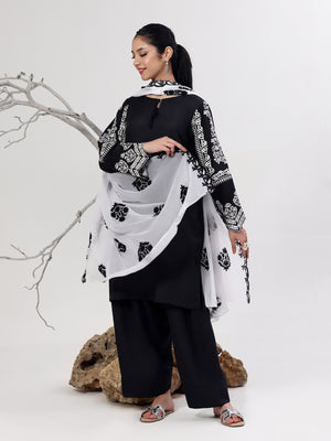 3Pc Embroidered Pret Suit Dyed Dora Black White