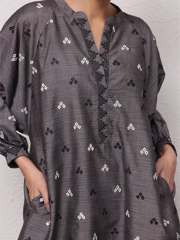 1Pc Embroidered Pret Kurti Yarn Dyed Grey - OWETPG-2306009