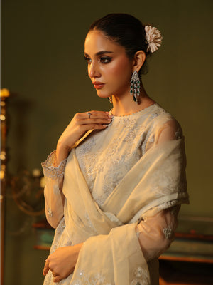 3Pc Embroidered Pret Suit Organza Grey - OWE3P-2406011