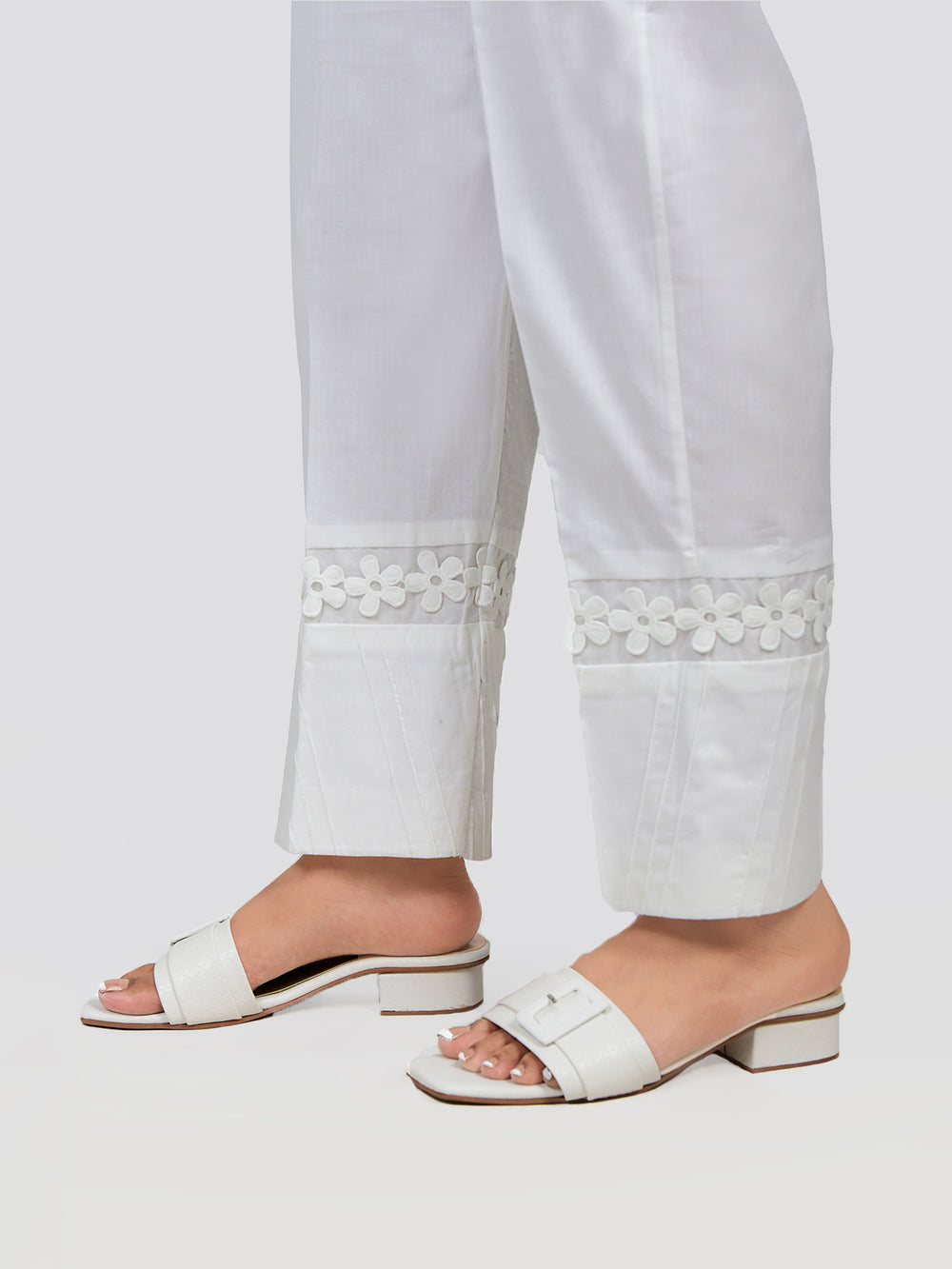 Women White Cambric Trouser - OWSP-2206038