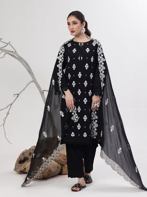 3Pc Embroidered Pret Suit Dyed Boski Black White