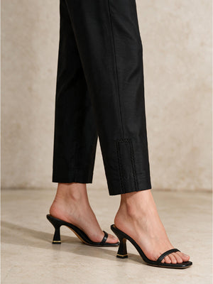 Women Black Silk Blend Trouser - OWSP-2208028