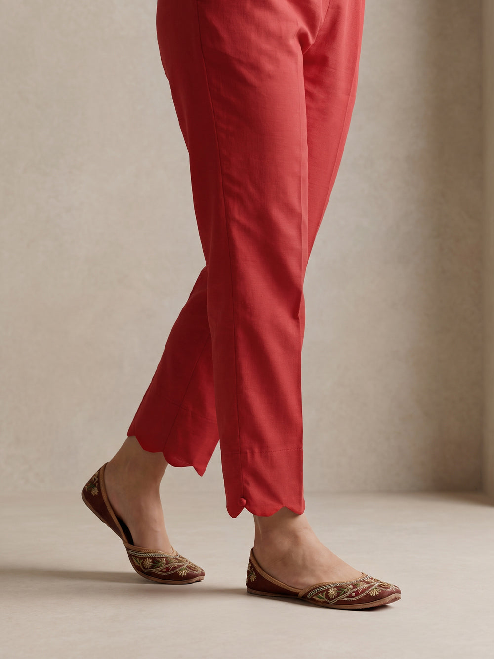 Women Maroon Cambric Trouser - OWSP-2607014