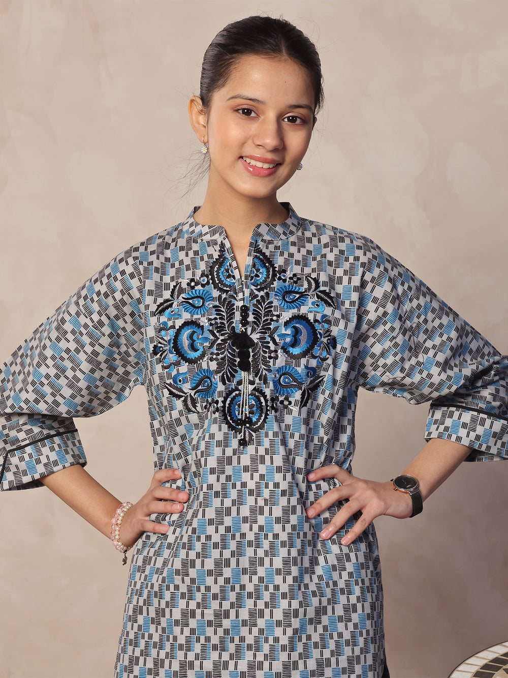 2Pc Embroidered Pret Shirt & Trouser Lawn Grey & Blue - OGE2P-2412058