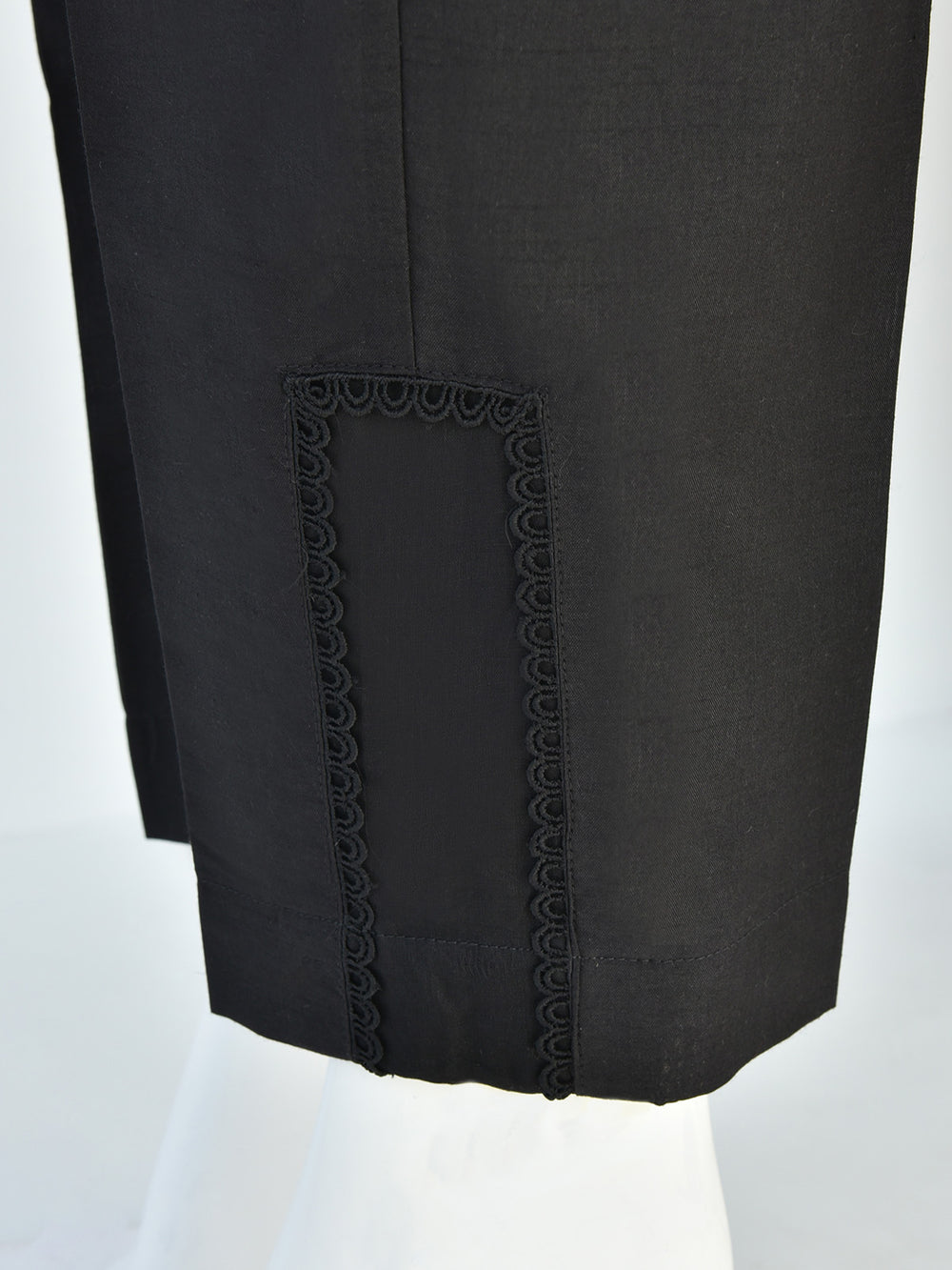 Women Black Silk Blend Trouser - OWSP-2208028