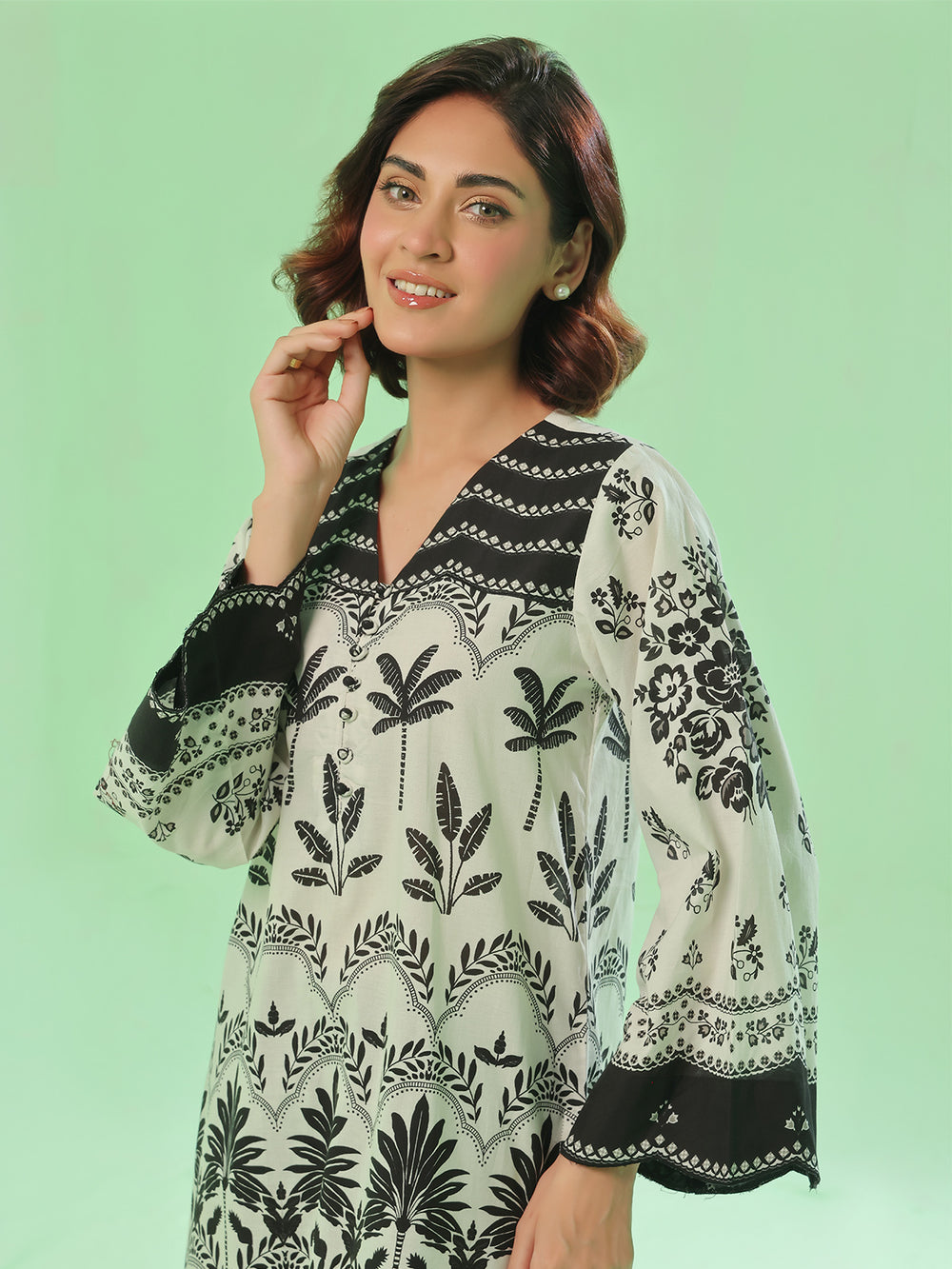 1PC Printed Pret & Unstitched Lawn Black